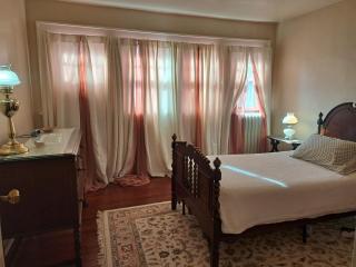 Harriott House, The Gallery Forest Room - Terre Haute - 9