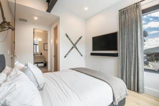 Perfect Luxury Ridgeline Retreat in Park City - 6