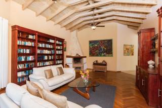 Exclusive Villa at Hideaway Beach - 2