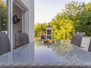 Apartment in Njivice / Otok Krk 30519 - Njivice - 1