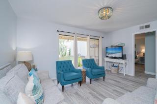Cozy Beach Oasis 2 Bdrm Condo in Destin - Destin - 8