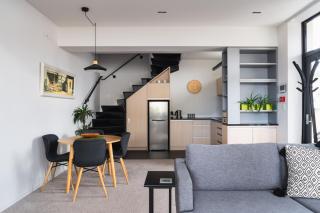 Deluxe Inner-City Apartment on Moray - 9