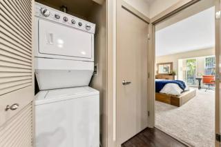 The Moonstone - Cozy Marina side Garden View Pool and Gym - 5