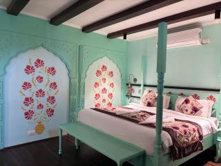 Hotel Green Rooms, Vintage Luxury Near Dal Lake - Srinagar - 3