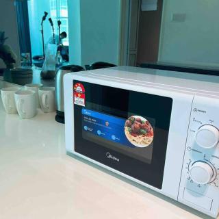 XBox, Karaoke, Foosball, PoolTable, IceHockey, Ping Pong, Board Games - George Town - 3