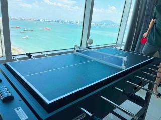 XBox, Karaoke, Foosball, PoolTable, IceHockey, Ping Pong, Board Games - George Town - 2