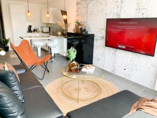 Appartement en plein centre-ville, à proximité de toutes les commodités et à seulement 500m de la mer - La Grande-Motte - 3