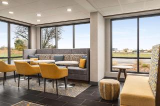 Hampton Inn Kansas City - Airport - Kansas City - 9