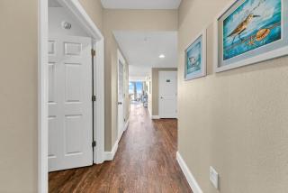 Majestic Beach Towers 1-1803 - Panama City Beach - 4