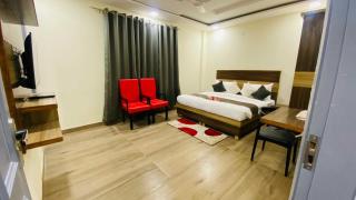 Townhouse Rohini Near Rithala Metro Station - Neu-Delhi - 2