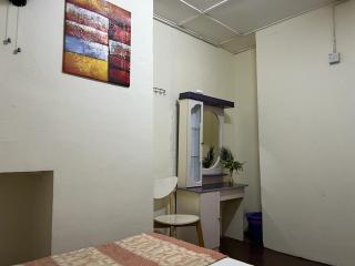 De Cameron Guest House - 2