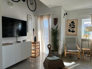 Historic Center Sunny Apartment - 1