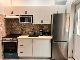 Private Apartment/Suite - 4