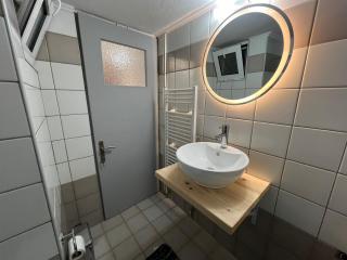 Snug Shack by GG - 7