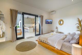 Villa Santorini Sunset 4BR Large Pool and Ricefield view - 4