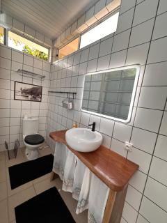 Meri Lodge Huahine XXThe Bee HouseXX - 6