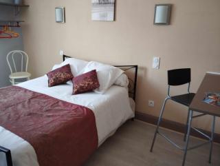 Hôtel Moderne - Prades-dʼAubrac - 9