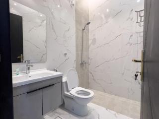 Modern Family Apartments 7 Mins Drive to Al Masjid Nabwi - Glamor - Medina - 4