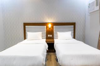 Modern Family Apartments 7 Mins Drive to Al Masjid Nabwi - Glamor - Medina - 7