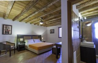 The Varos Residences Hotel - 7