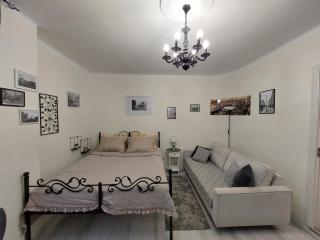 Gundulic Square 3 - 5