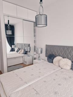Luxury 3 bedroom private apt in beachfront Hotel - Budva - 5