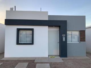 Gabby’s Accesible House in Private area - 2