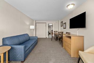 Landmark Resort, 1BR Oceanfront - Myrtle Beach - 3