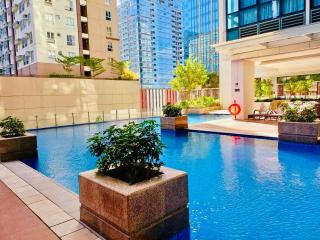 BGC Luxury Condo - Balcony, Pool, Wi-Fi, City View - Suite 25 - Manila - 9