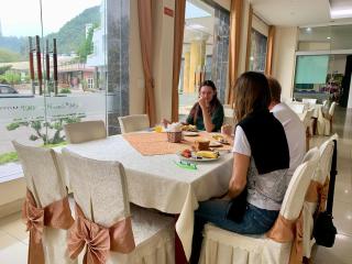 Hung Long Harbour Hotel - Cat Ba - 5