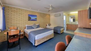 Riverland Motor Inn - Saint George - 4