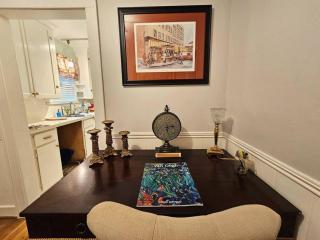 Secluded English Retreat by Rice, Medical Center & Museum District - Houston - 8