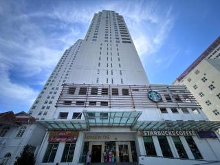 Seaview Mansion One 2R2B George Town Gleneagles Gurney Komtar by Cozy Cottage Haven - 7