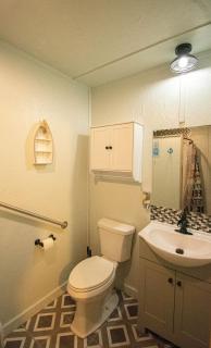 Barn-dominum under a canopy of trees 3 beds - 5