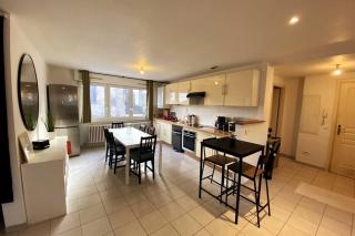 10min Bus Strasbourg centre-Parking Privé-WiFi-TV - Bischheim - 1