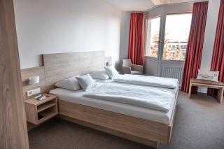 Hotel am Schlossberg - Herrenberg - 9