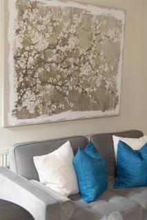 Elegant 1-BR Retreat in Ilford Centre - 2