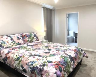 Murphys Guest Home - Big Savings with Daytime Noise, 3-Night Minimum - Auckland - 9