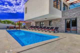 Villa am Meer mit Pool & Kinderpool - Leon's Holiday Homes - Medulin - 5
