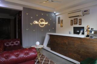 The Sandalwood Hotel I Sec-38 I Near Medanta Medicity Gurgaon - 0