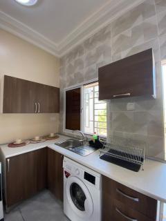 KMR Apartment - Kumba - 2