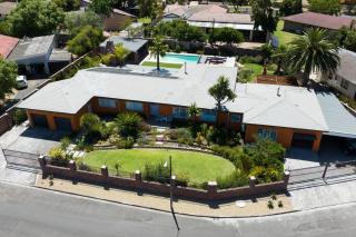 Garten Wohnung mit Pool, 2 Schlafzimmer - Cidade Do Cabo - 1