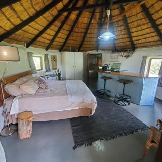 Mashai Rest Rondavel - Underberg - 8