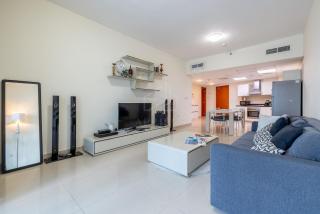 Difc 1 Bd apartment in Park Tower - Dubai - 3
