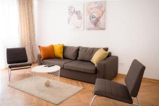 Downtown, spacious, 2 bedroom apartment - Belgrade - 0