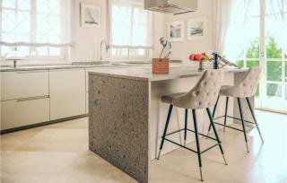 Awesome Home In Vabriga With Wifi - Vabriga - 3