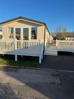 Lorraine's Caravan Holiday - Morecambe - 0