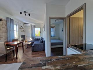 Urban Solo Suites - 9