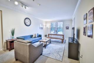 Irvine Upscale 2BR Apt near Spectrum, Great Park, UCI - 0