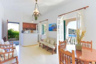 Evanna House in Saint Stephanos - 6